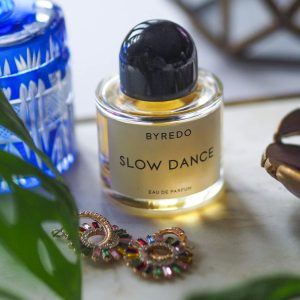 mui-huong-nuoc-hoa-byredo-slow-dance-review