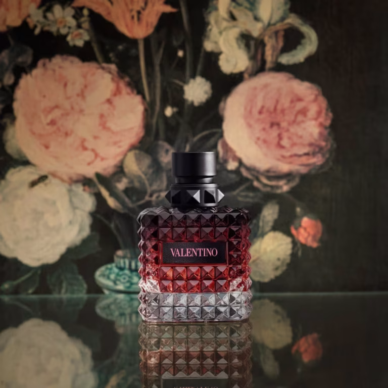Nước hoa nữ Valentino Born in Roma Donna Intense